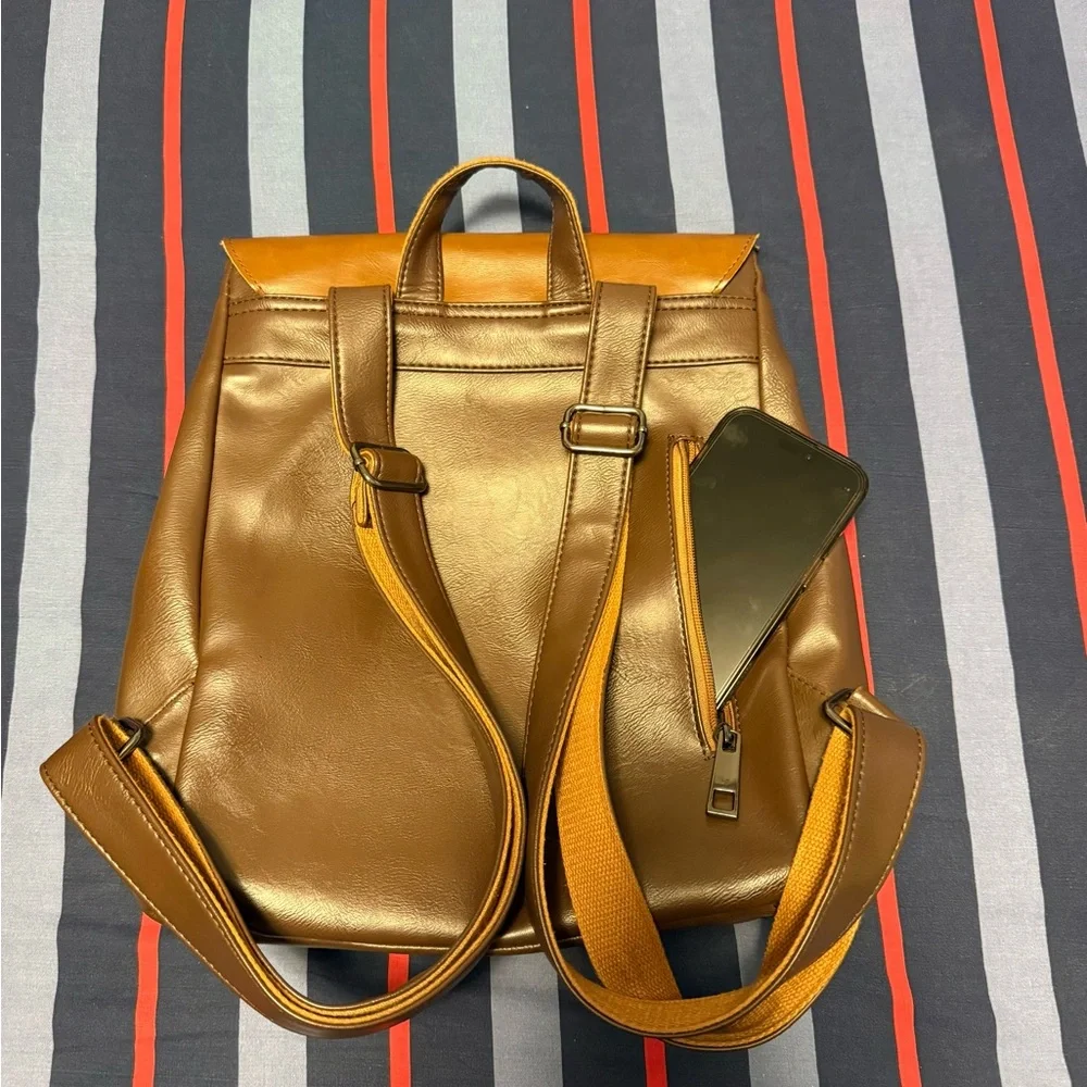 Two-Toned Leather Backpack - Picture 3 of 8